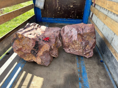 Ландшафтные глыбы красно-фиолетовые 200-1000 килограмм купить в Белорецке