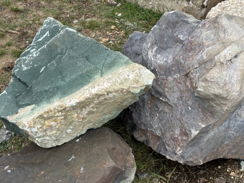 Камни для ландшафтного дизайна зелёные 10-60 килограмм купить в Белорецке