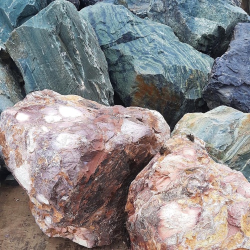 Ландшафтные глыбы красно-фиолетовые 200-1000 килограмм купить в Белорецке